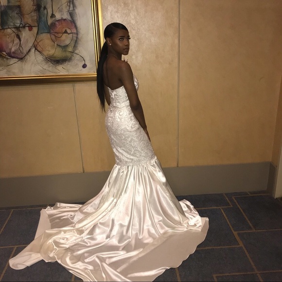 Custom Dress for Sale! Worn Once - Picture 3 of 3